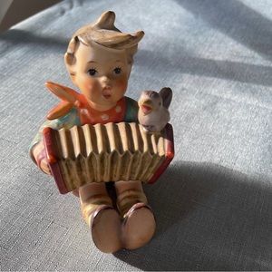 Hummel Vintage Let’s Sing Figurine. Perfect condition